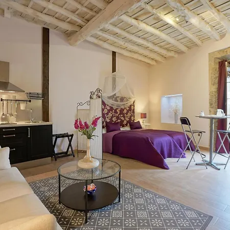 Casa Jardin De La Plata *